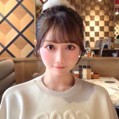 m_hkt's profile picture. 