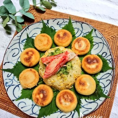 すべての「美味しい」は、派手である必要はない🍛✨
大切なのは、素材の背景、技術、温度、そしてバランス🥬🧑🍳
一皿一皿の中にある“魂”を味覚で記録し🍽️💭
舌先をものさしに、味わいの奥行きを探っています📖👃👅