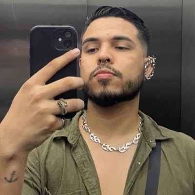 se a minha intensidade ainda for me matar, eu prefiro ser poesia e ter histórias pra contar ♉️💕