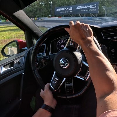 hunt0914's profile picture. 歳のせいか週末しか走れない身体になってしまった
オッサン