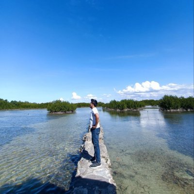 padero001's profile picture. Humble