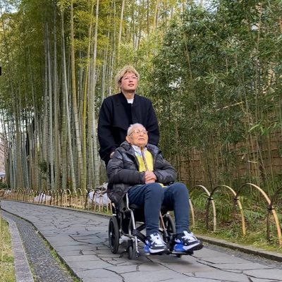 Youtube「あしなっすの1週間」/毎月在宅介護者に向けてトークライブin東京¥5,000(おいしいハンバーガー&1ドリンク付き)【30名限定】