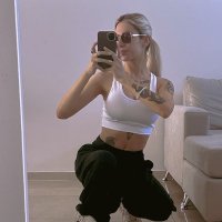 𝘌𝘮𝘪𝘭𝘺 (@radiant_emi_) 's Twitter Profile