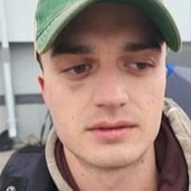 LiteralEli's profile picture. Eli (she/her), old enough to be your mom, poly & gay, i'm on team bad guy.