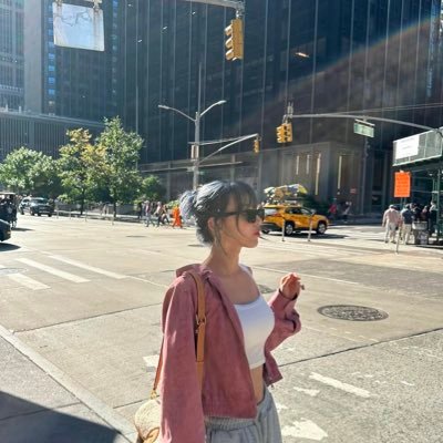 miriyrxt's profile picture. 新3年 学習院 文学