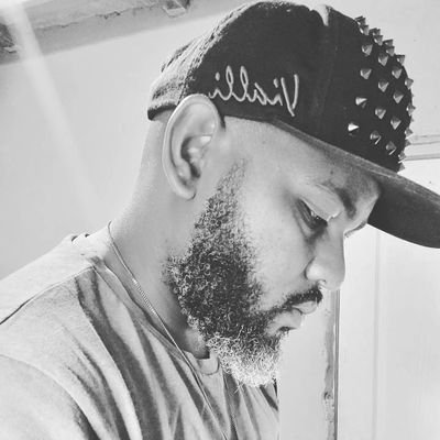 Founder of Sfithah Entertainment | DJ | Music Producer | Artist | DJ Ex on iTunes & Spotify | Taxi Owner | djexsfithah@gmail.co | +27 73 377 0150
