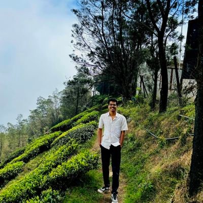 krishrustagi's profile picture. SDE @_groww • code🧑🏽‍💻 • humour • learning • I tweet whenever it feels like 🚀