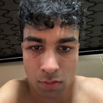 thekidtiwari's profile picture. 