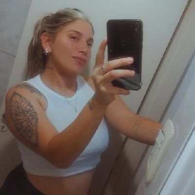 Ciro - Greta ✨🤎.         Capricorniana♑ 

  El futbol siempre es curita al ❤️‍🩹🩹⚽