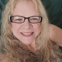 beth f (@1bethmcbeth) 's Twitter Profile