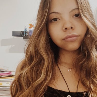 brrri__'s profile picture. estas crazy?