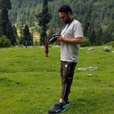 Medico@docsk. Resident Orthopaedics,Concious Citizen.Politics,Resistance,Die hard https://t.co/aKpdoePG4m of Mirza https://t.co/CqnYPzJ6cw Search of Truth,Mercy,Love,Peace and Freedom
