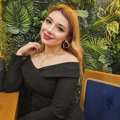 Aysenurrcimenn's profile picture. 