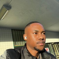 nghezi (@ughramik) 's Twitter Profile