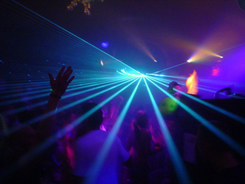 TODAS LAS PERSONAS QUE LES GUSTA EL BUEN TRANCE!!! Noticias, Djs, Música http://t.co/0jOc9lmu