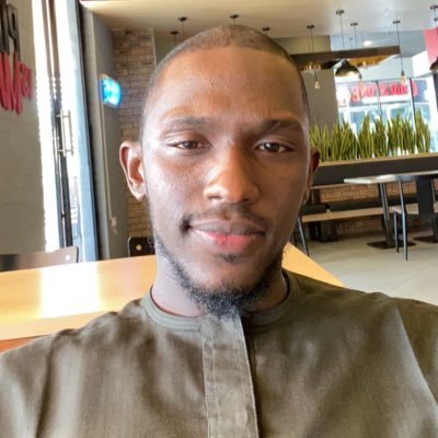 Architect 👷🏾♂️ Msc Architecture in view 📖 Fashion designer 🧑🎨 CEO @ffom_architects @A2_Couture