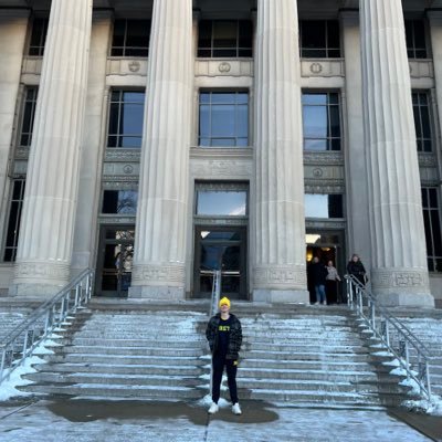 nts_1125's profile picture. Go Blue | OnePride | #Victors2029  https://t.co/JX3WZfMT3y