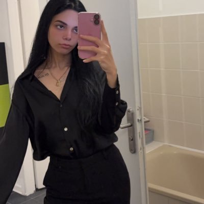 camxxille__'s profile picture. 🇨🇻