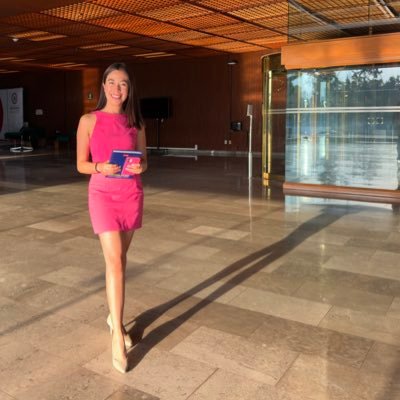 Reportera de política y lectora de poesía. 📰🖋️ Escribo de temas electorales.