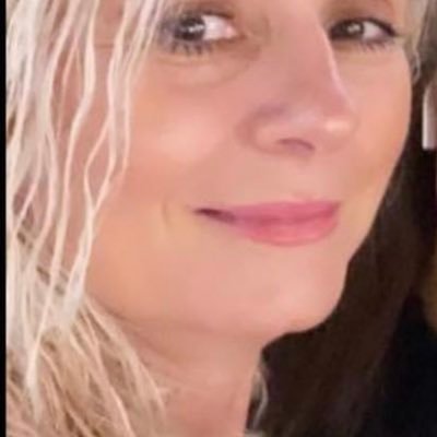 Iliana274092's profile picture. Staff Nurse !