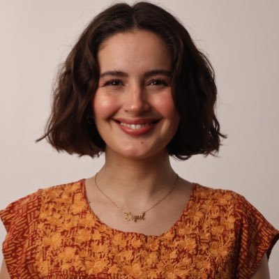 Diputada local del distrito 9 de Guadalajara por Morena. Jalisciense, abogada y feminista. El corazón a la izquierda y con las mujeres.