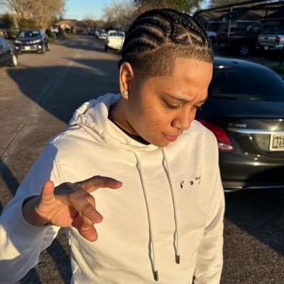 just because i ain't in her bio don't mean i'm not in her guts
