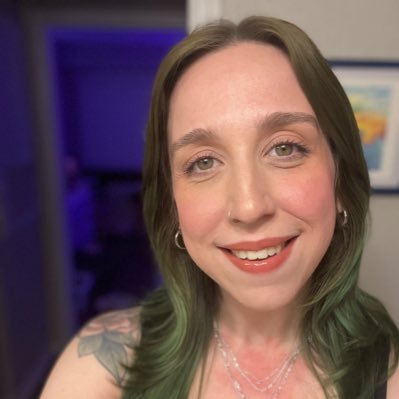 laura_hoelscher's profile picture. ✨ Junior QA & Customer Support @StudioDrydock 🧙‍♀️ Cozy gamer 🧚🏼‍♂️ Fantasy genre enthusiast 🧝🏼‍♀️ She/her, Queer 🌈 All opinions are my own