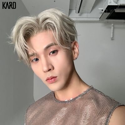 lovin' 𝐊𝐀𝐑𝐃 since ²⁰¹⁷
♤♡♢♧
ᴍᴀᴛᴛʜᴇᴡ ʙɪᴀꜱᴇᴅ | I MET KARD