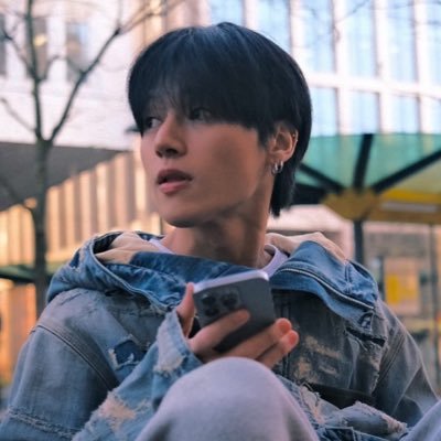 ⠀ ⠀ 𝙰 𝙿𝙰𝚁𝙾𝙳𝚈 ⋆ 𝟩/𝟪 𝑃𝐼𝑅𝐴𝑇𝐸𝑆 ⋆ In charge of #ATEEZ’s Megaphone & The Sexy Performancer.┊Also known as Alfred Woo.