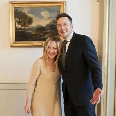 Guiding @ElonMusk's vision for a better future through Spacex, Tesla, Neuralink, and more. & Tech enthusiast, dream chaser, and innovation advocate.