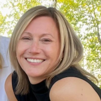 alibrarian's profile picture. 