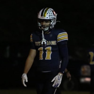 Notre Dame High School '26 🏈 🥍 lOLB|SS/RB|K| | 6’0| 200 lbs. |300 lb bench| 495 lb squat| 3.82 GPA (Unweighted) 1410 SAT |1460 PSAT(99 percentile)