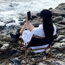 Aleny_89's profile picture. 