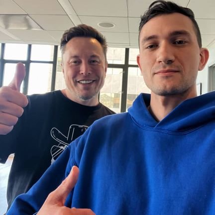 Guiding @ElonMusk's vision for a better future through SpaceX, Tesla, Neuralink, and more. & | Tech enthusiast, dream chaser, and innovation advocate.