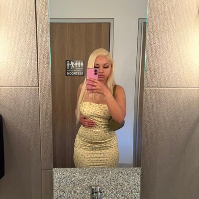 I’m fine as hell & be hiding from the world ⭐️⭐️⭐️⭐️⭐️