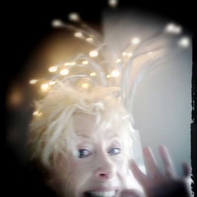 SimsWinslett's profile picture. I am in the moment