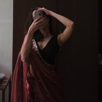 devshree26's profile picture. Making things happen at @headout. C10 @10kdesigners. I like traveling, fixing things, art, and chai.