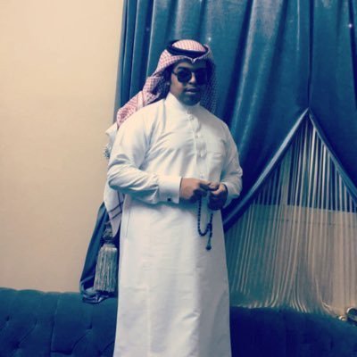 بينَ الميلاد والموتُ،خُلقتَ الكلمَات