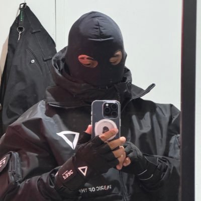 LemonGhost141's profile picture. 18+