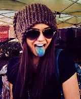 Fanática obsessiva por The Vampire Diaries, Team Delena&Datherine, chata, birrenta e mimada. Simples assim.
http://t.co/BBEQTgt87M ♥