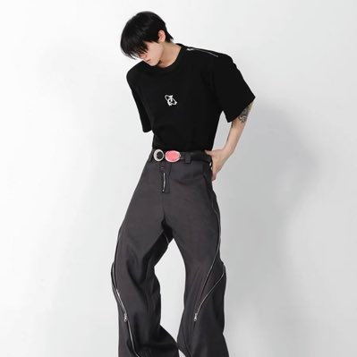 Cybersmith33204's profile picture. 帅气男大