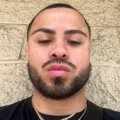 muaxnextdoor's profile picture. ♉️🇨🇺🇸🇻