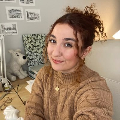 Café, libros, Taylor Swift y algo de brujería 🌿🐈 • Diseñadora, fotógrafa, artista y escritora. Directora creativa y fundadora de @bravstudio