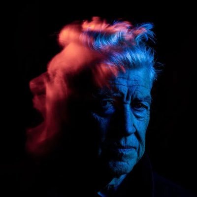 j’kiffe bien les films d’horreur et David Lynch (pléonasme) https://t.co/0Nhjll9zSI