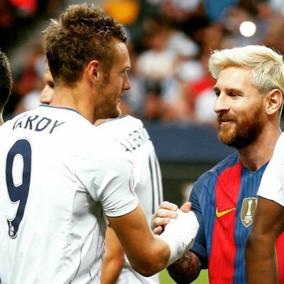 OmarTheTrueFox's profile picture. @lcfc Home and Away💙.