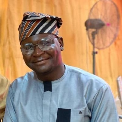 Ade_Fash_'s profile picture. 