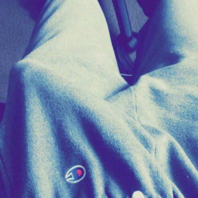 I’m young Bay Area living native but internationally known 🍆 upcoming onlyfans content creator im dwn to link hmu4 more info looking for real woman #heteromale