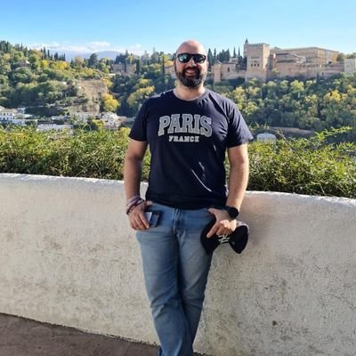Magister en Analisis, Derecho y Gestión Electoral UNSAM, Abogado, Prosecretario Junta Electoral de la Provincia de Mendoza