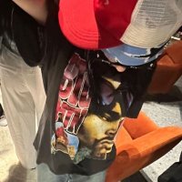erik | *hit me hard and soft* (@its_erikz) 's Twitter Profile