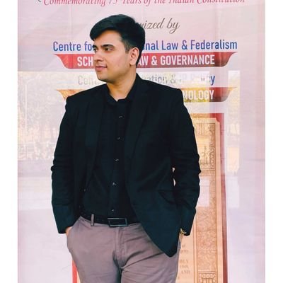 rishi14f's profile picture. see you at the movies.                                                                            sxhs'20 | hnlu'25